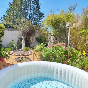 La Vie Est Belle, Privee Dans Homestay